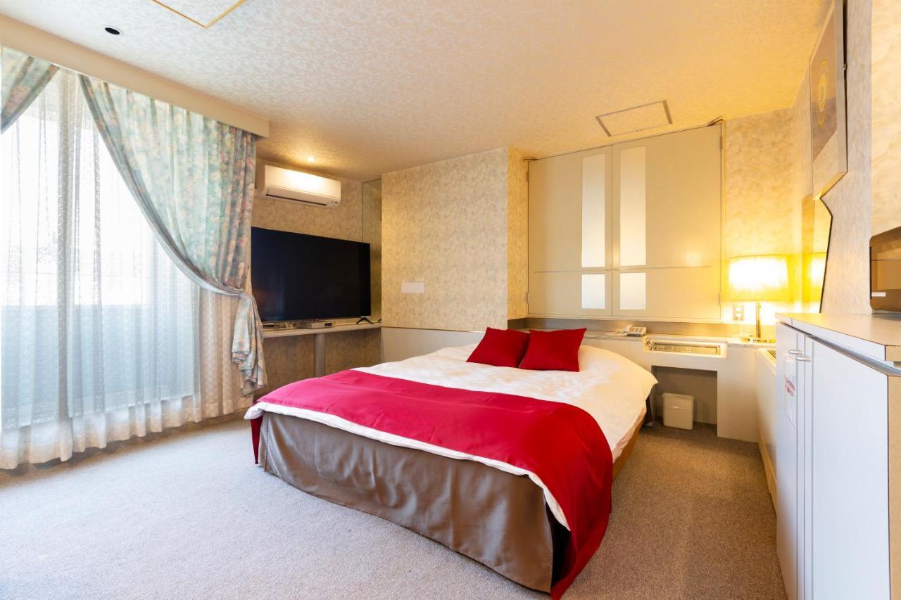 Hotel Liberty Kochi (Adults Only) מראה חיצוני תמונה