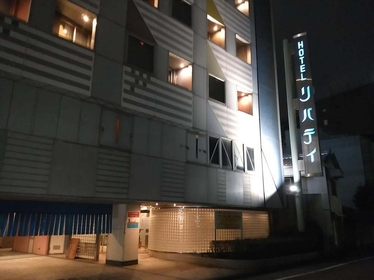 Hotel Liberty Kochi (Adults Only) מראה חיצוני תמונה